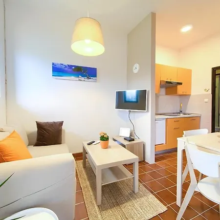 Apartament With Parking Space Baska, Krk - 19708 Baška