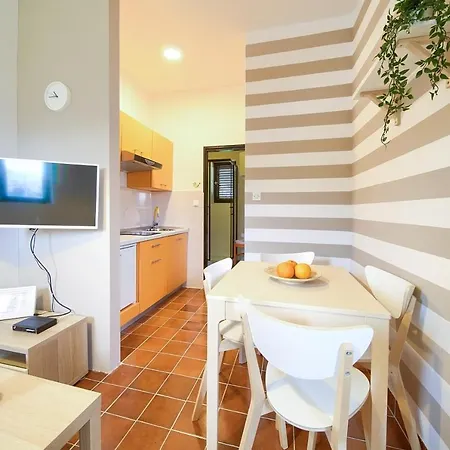 With Parking Space Baska, Krk - 19708 Apartmán Baška