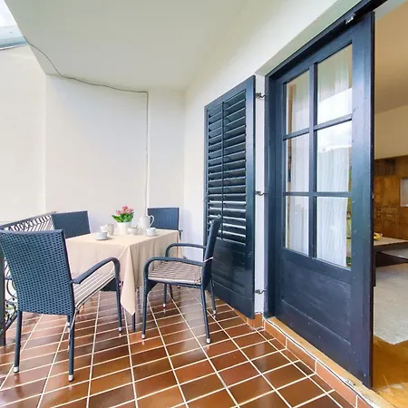 With Parking Space Baska, Krk - 19708 * באסקה